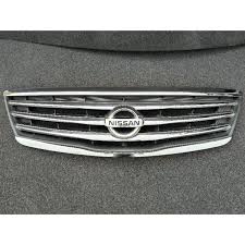 جلو پنجره استیل تیانا